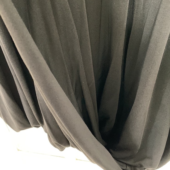 Vivienne Tam silk jersey black cocktail dress, size 2 lined EUC and easy to wear - Picture 8 of 8